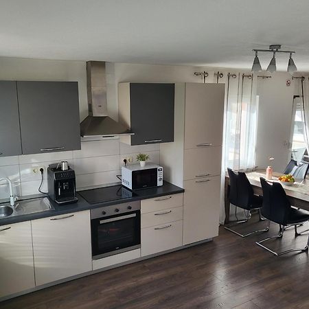 Apartmani Manda 오미살즈 외부 사진